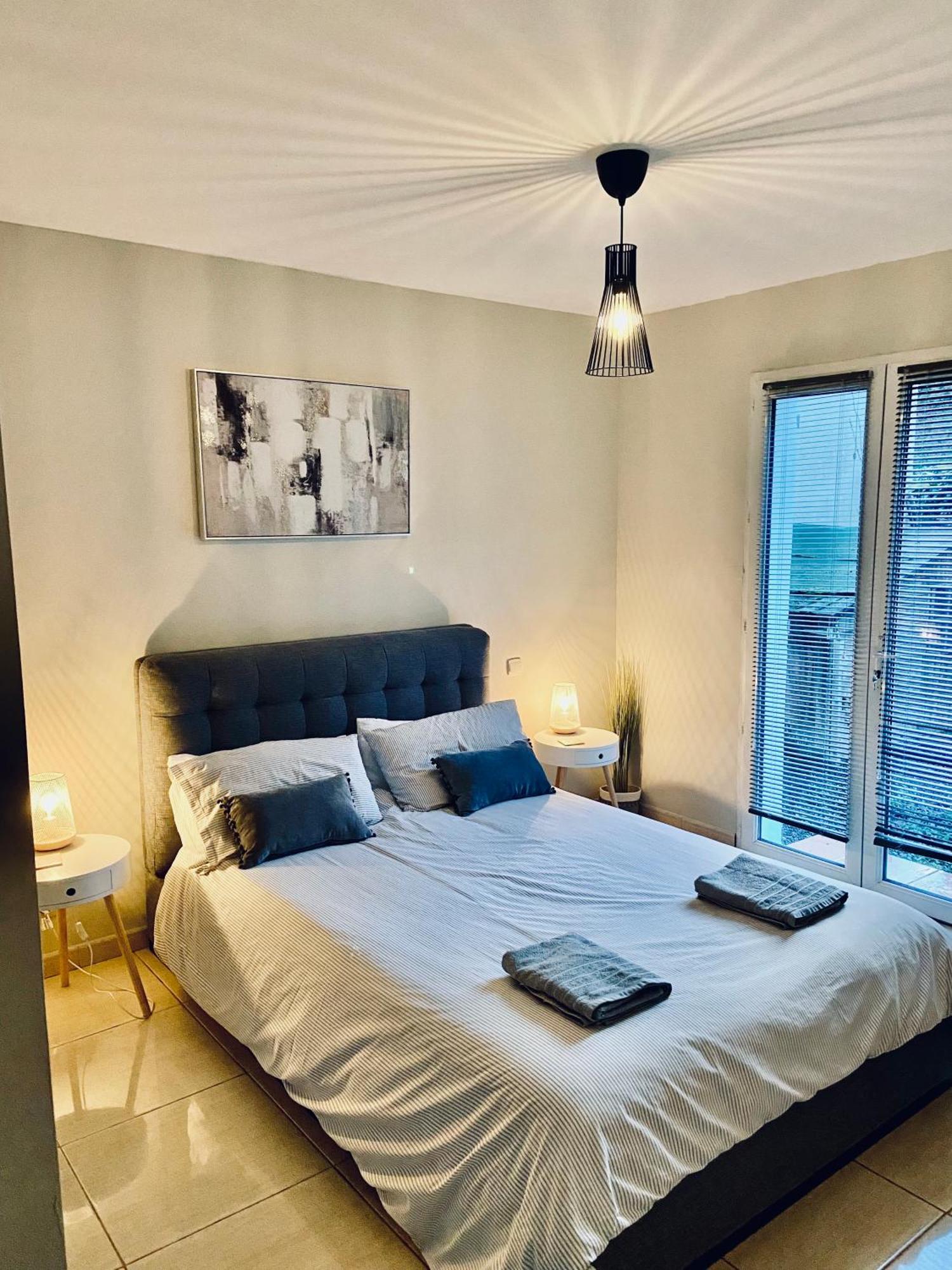 Private Riverside Villa With Breathtaking Views Axat Екстериор снимка